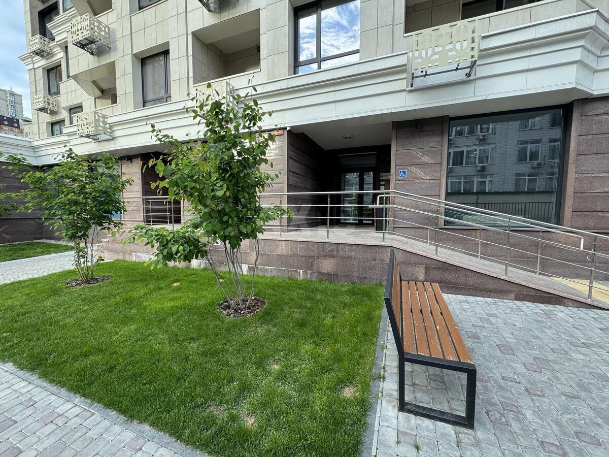 1k apartment vul. Zlatoustivs'ka 2712