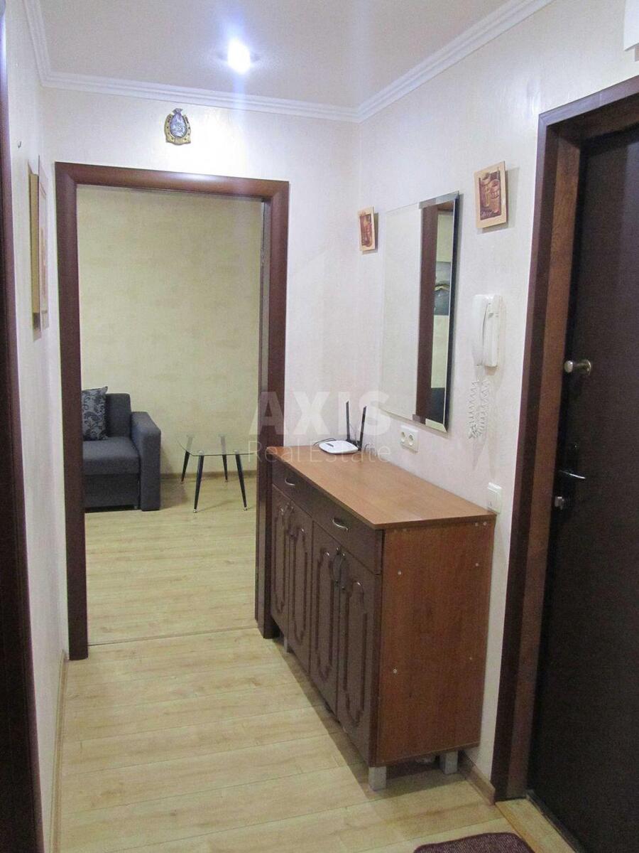 2к квартира пр-т Оболонский 39А6