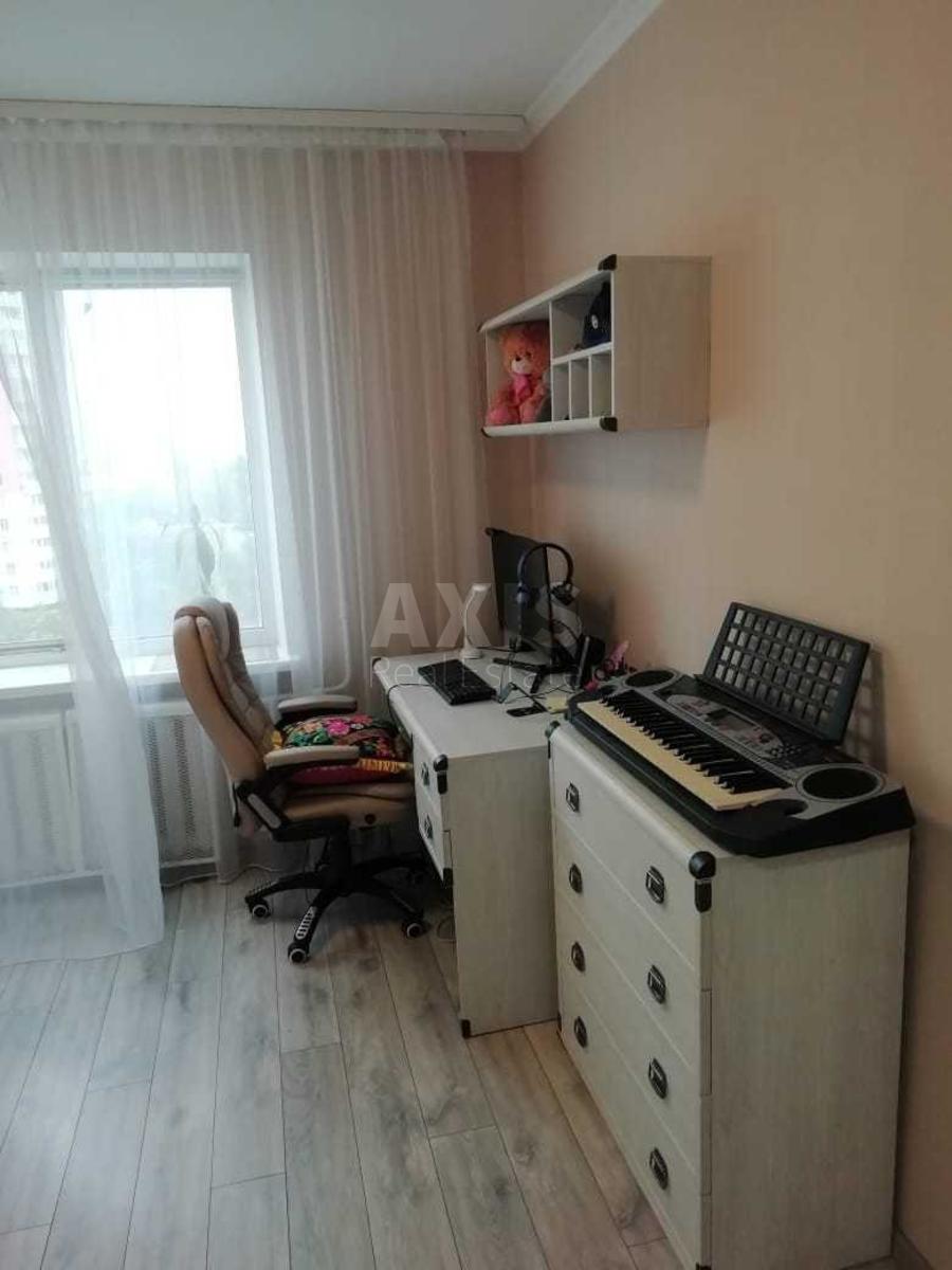 2k apartment vul. Horol's'ka 8/410