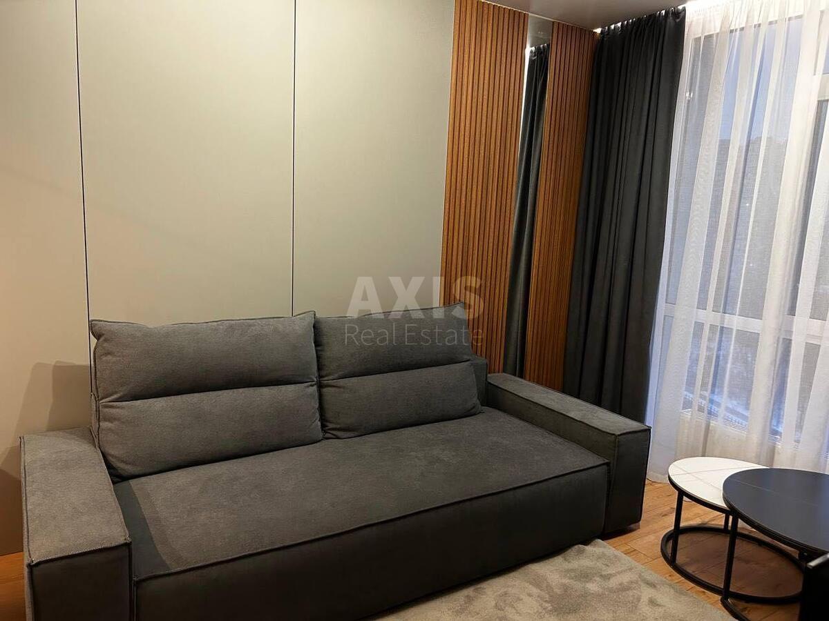 1k apartment pr-t Komarova Kosmonavta 9Б3