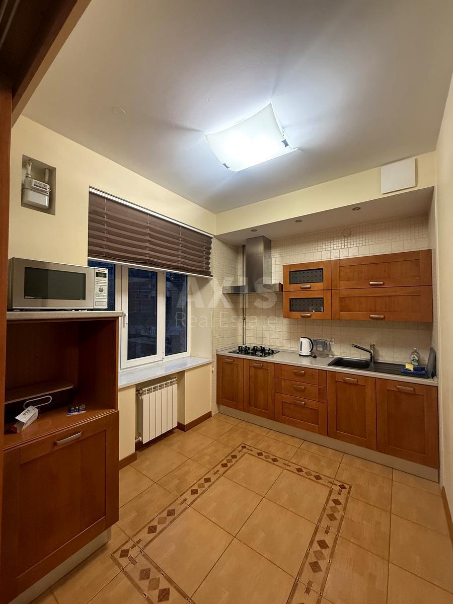 2k apartment vul. Grushevs'kogo Myhajla 34/1