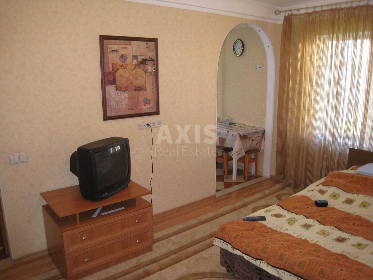 3k apartment vul. Okipnoi' Rai'sy 72