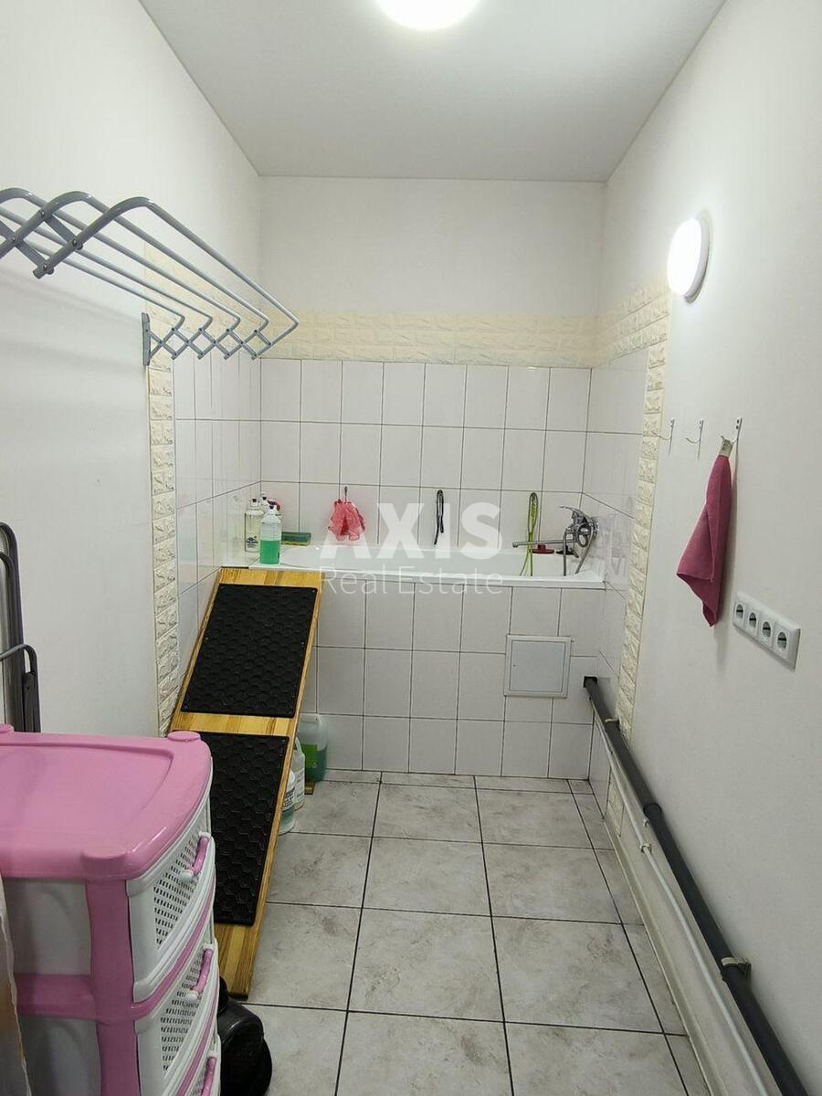 Trade object vul. Danchenka Sergija 28А, 75m2553764