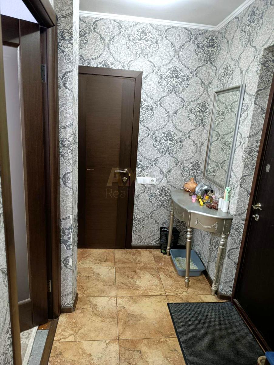 2k apartment vul. Bulahovs'kogo Akademika 42/436392010