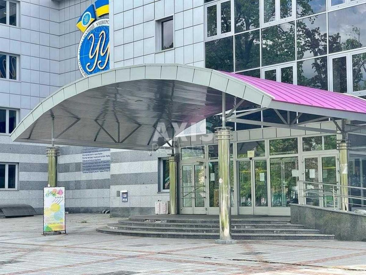 Office vul. L'vivs'ka 23, 3500m244196