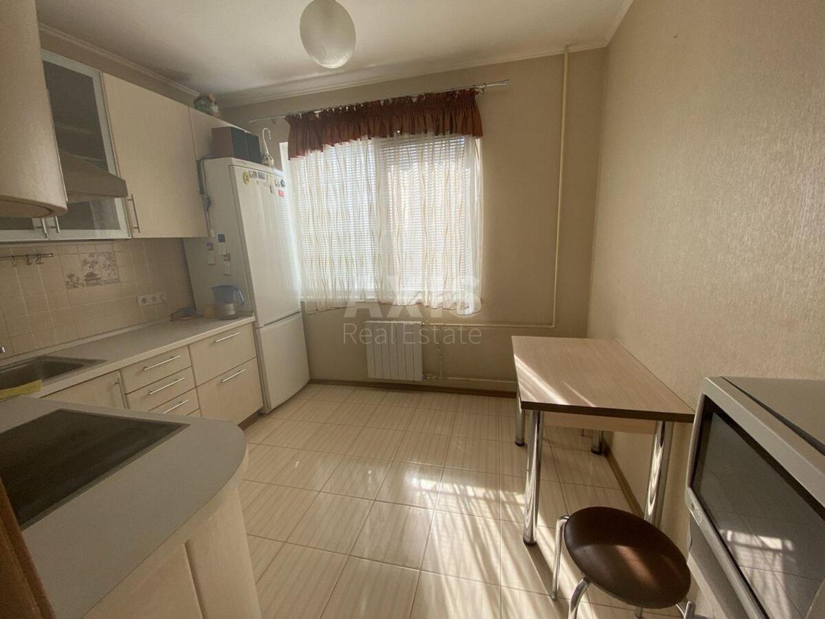 2k apartment pr-t Glushkova Akademika 17615770