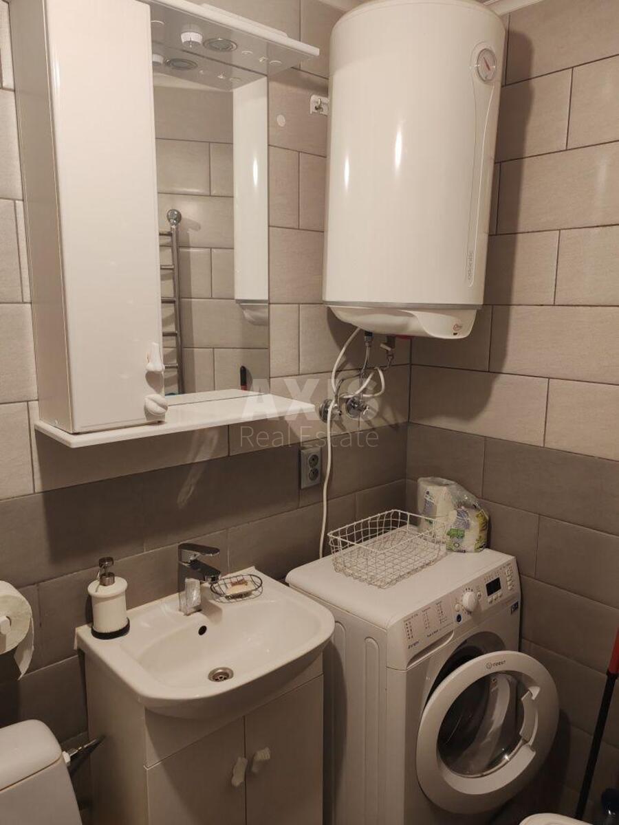 2k apartment uzv. Klovs'kyj 14Б5