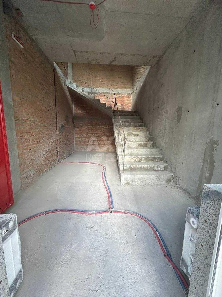 Service object vul. L'vivs'ka 1, 107m2605806