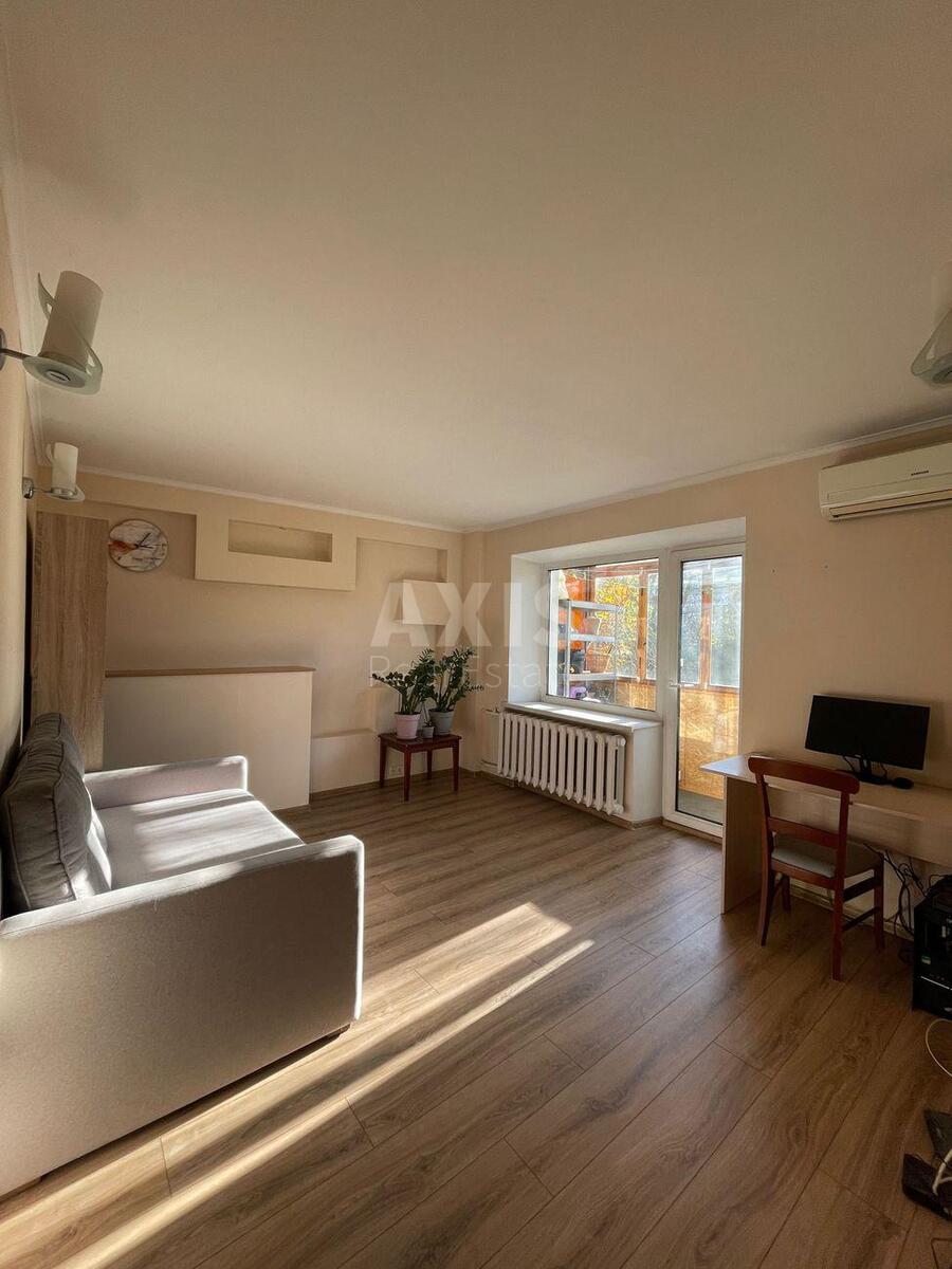 2k apartment prov. Vynogradnyj 6610893