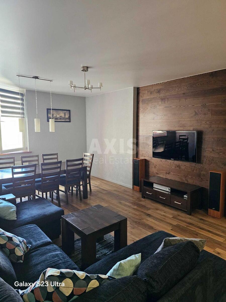 3k apartment vul. Yulia Zdanovska 46/14