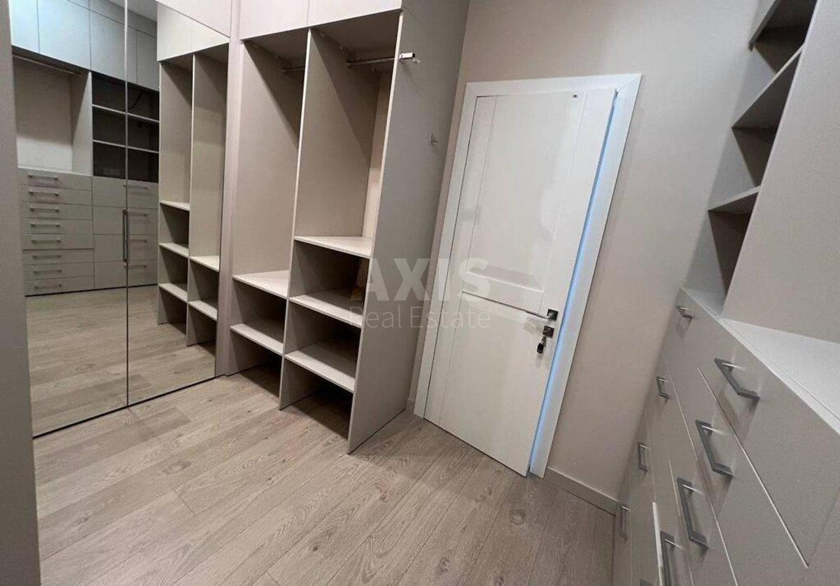 4k apartment vul. Dragomyrova Myhajla 2А5