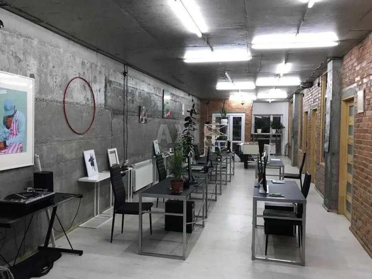 Office vul. Soljana 70, 198m22
