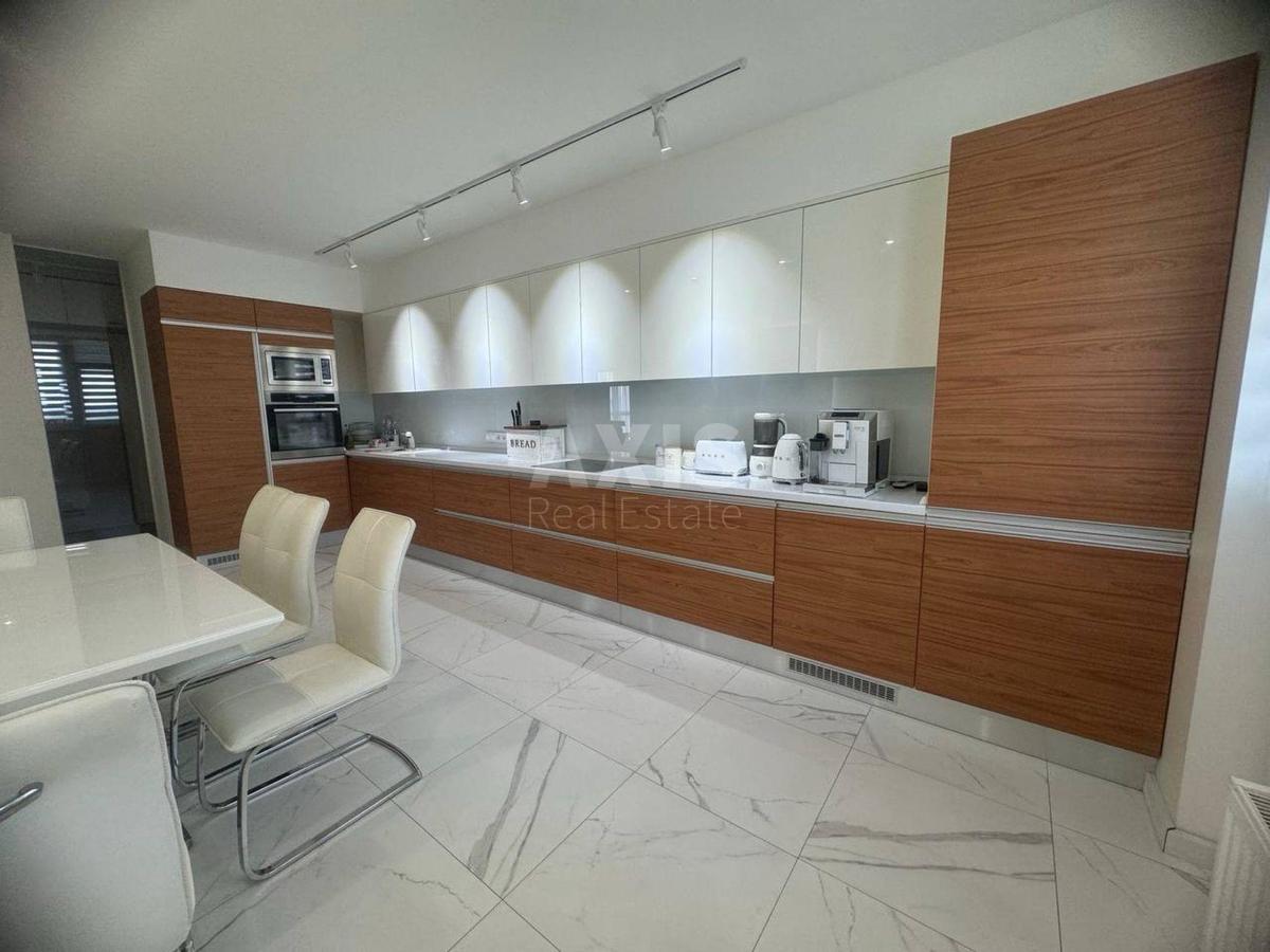 3k apartment vul. Andrjushhenka Grygorija 6Г0