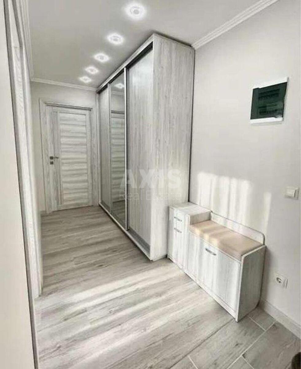 2k apartment vul. Pryrichna 195
