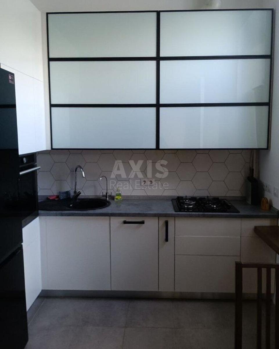 1k apartment vul. Illins'ka 20