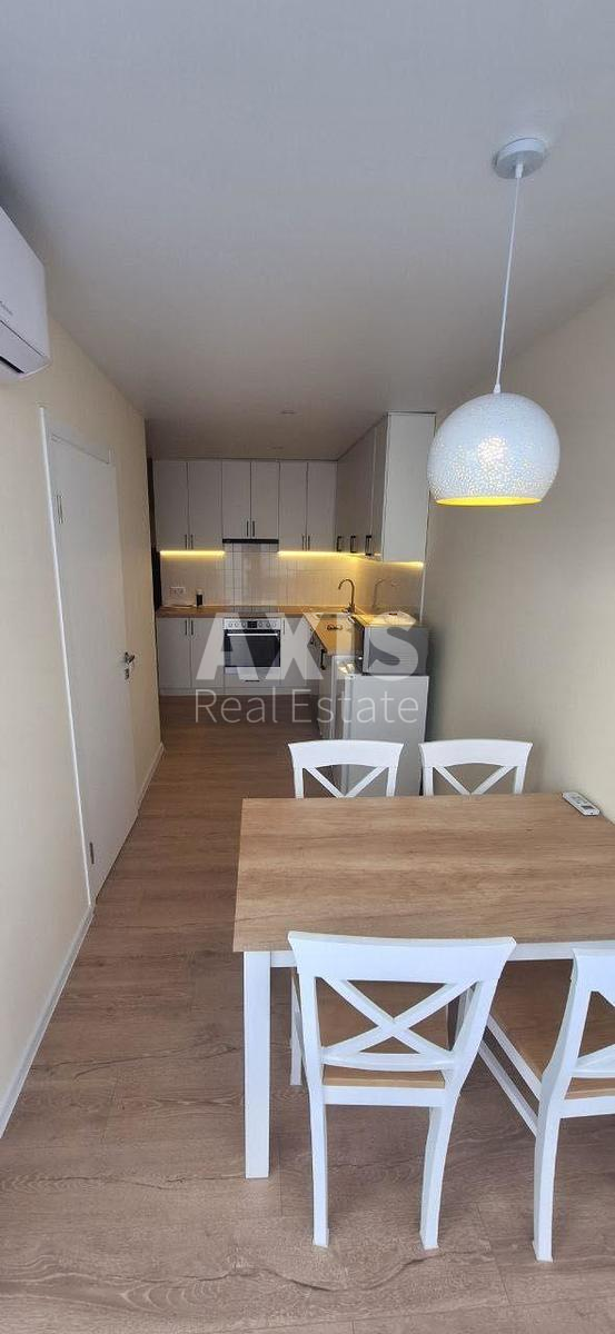 1k apartment vul. Bulahovs'kogo Akademika 21