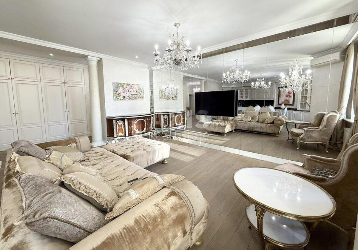 3k apartment vul. Barbjusa Anri 37/10
