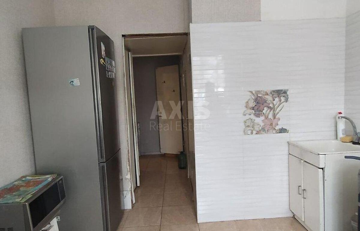 2k apartment vul. Ljatoshyns'kogo 80