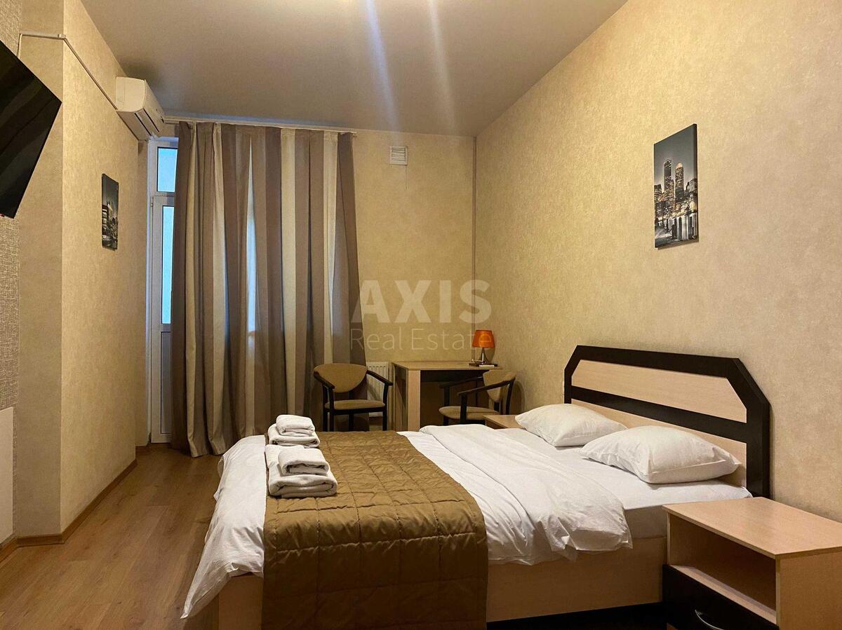 Объект торговли ул. Жилянская 118, 126м2635352