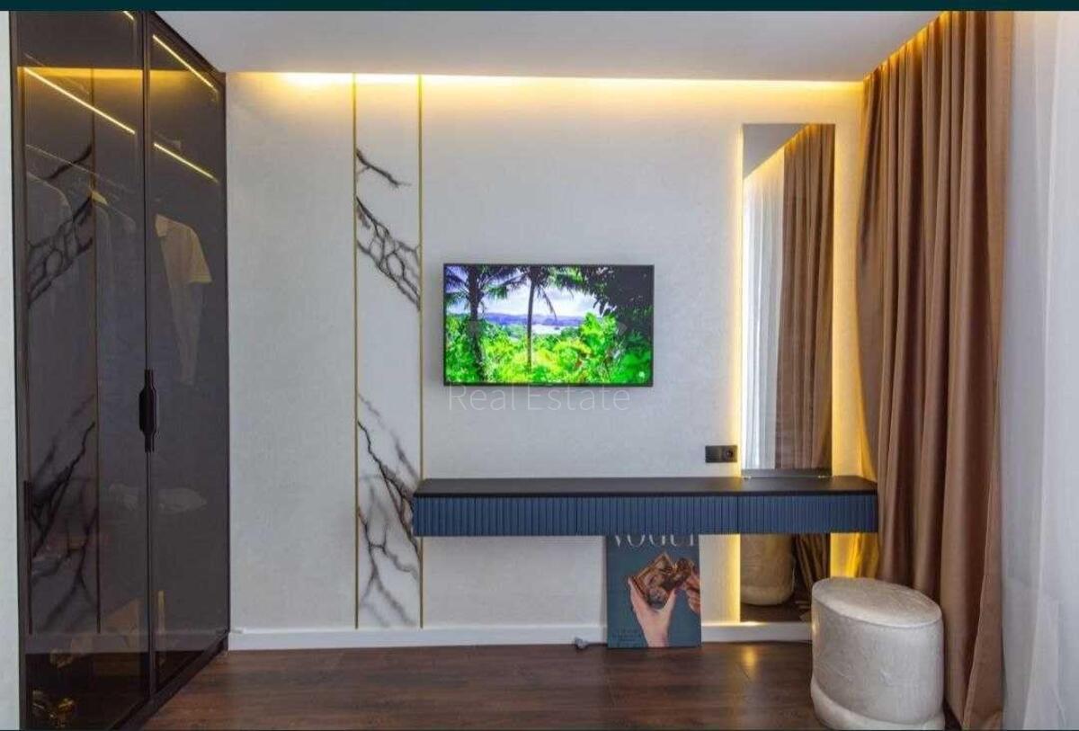 2k apartment bul. Lesi Ukrai'nky 75