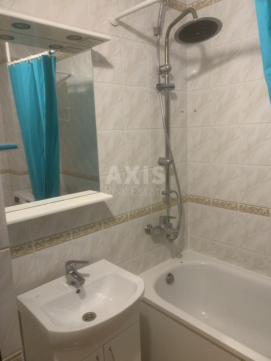 1k apartment pr-t Bazhana Mykoly 1М5