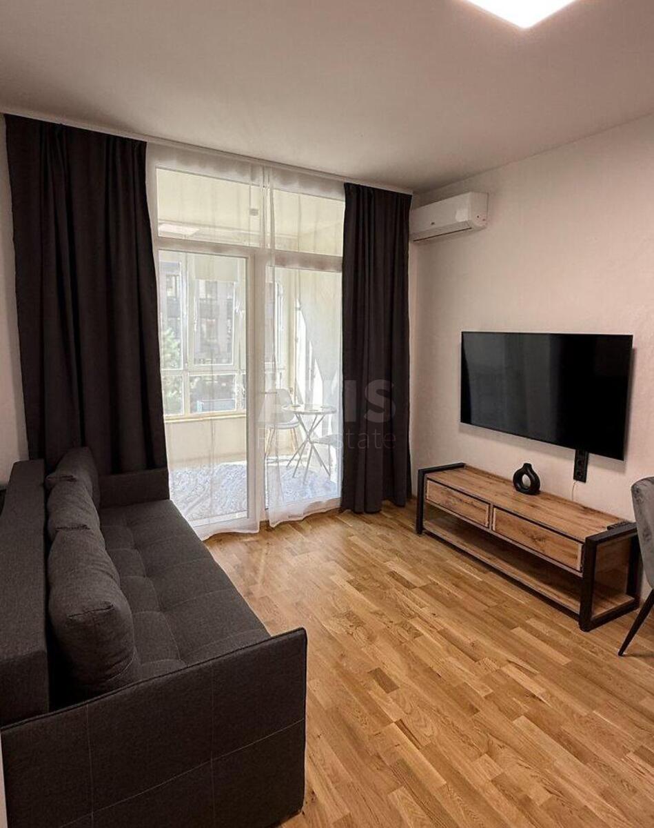 1k apartment vul. Saljutna 2, корп. 8589821