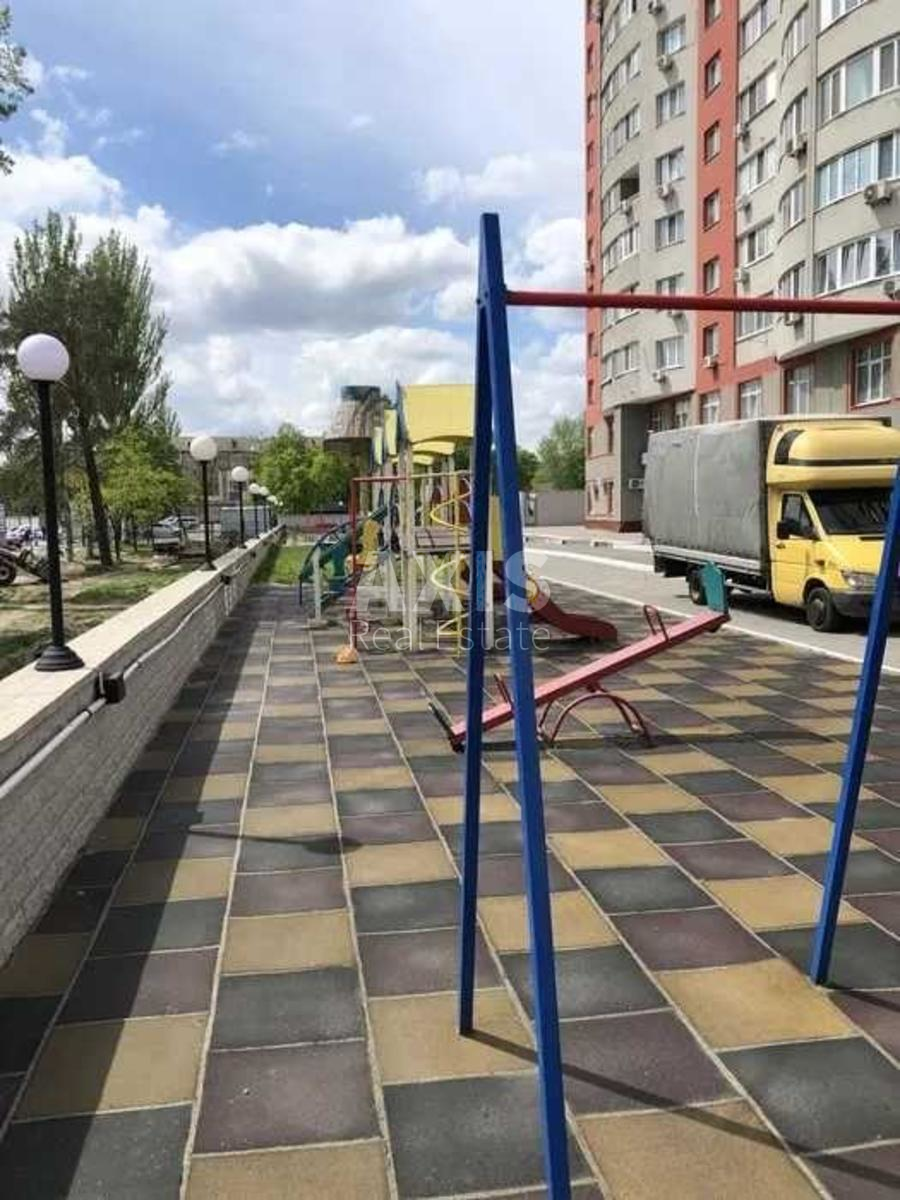 1k apartment vul. Zaporozhcja Petra 268