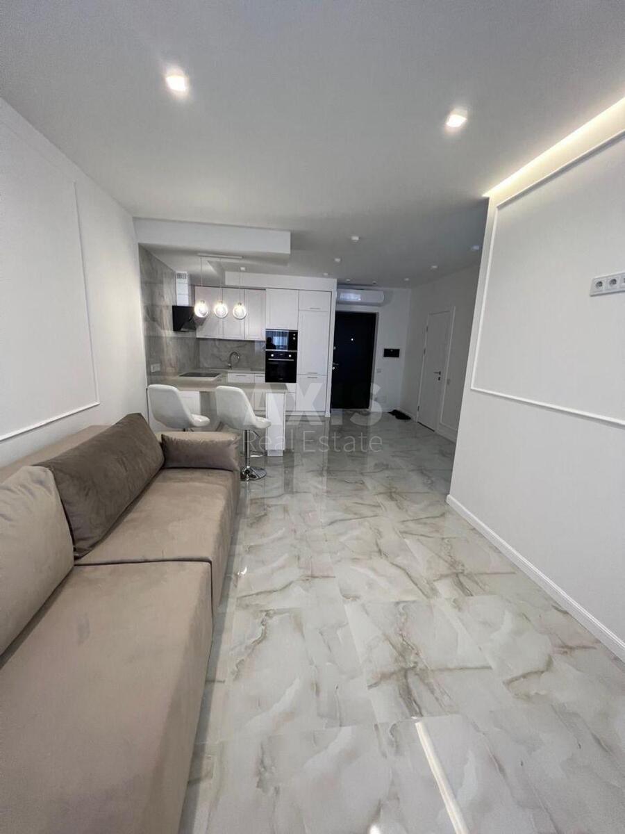 1k apartment vul. Sverstjuka Jevgena 4591011