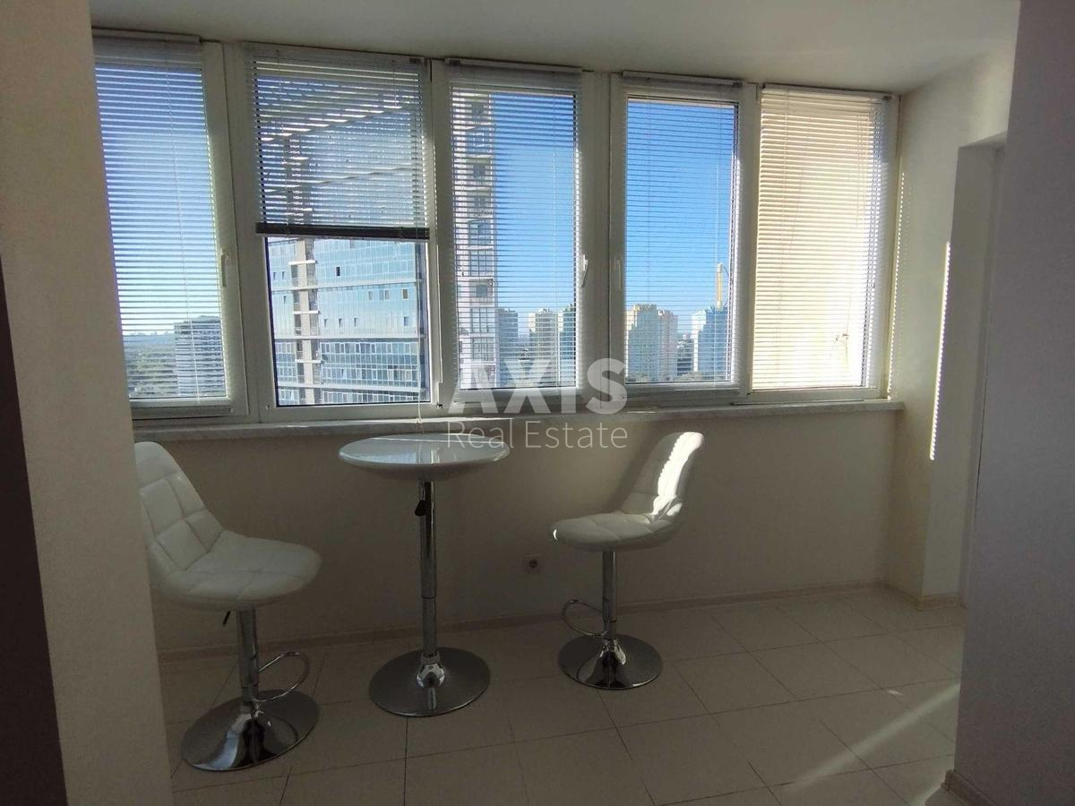 4к квартира бул. Дарницький 8430474
