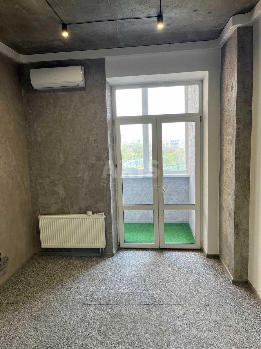 Office vul. Barbjusa Anri 5В, 68m20