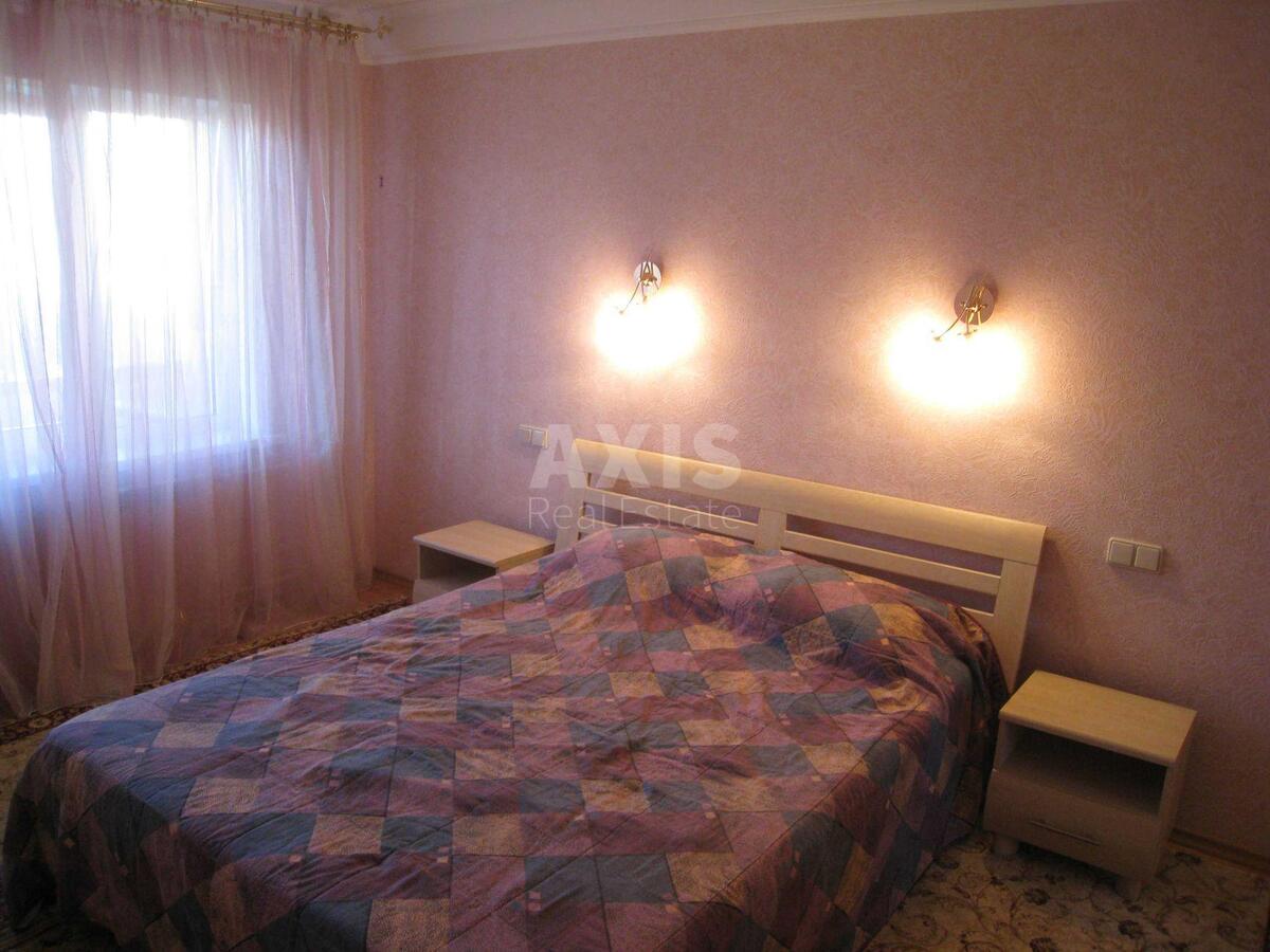 3k apartment vul. Okipnoi' Rai'sy 74