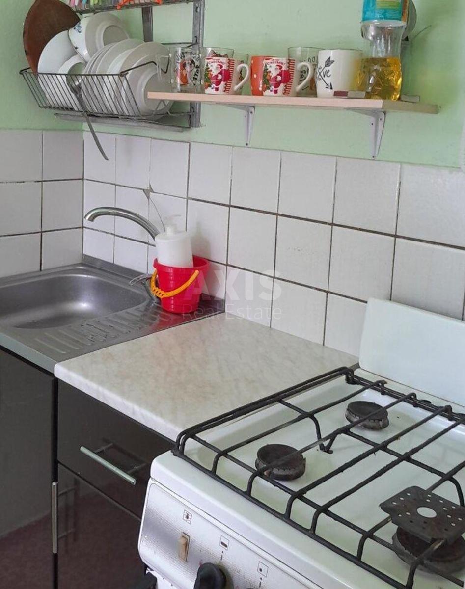 1k apartment vul. Chervonopil's'ka 24