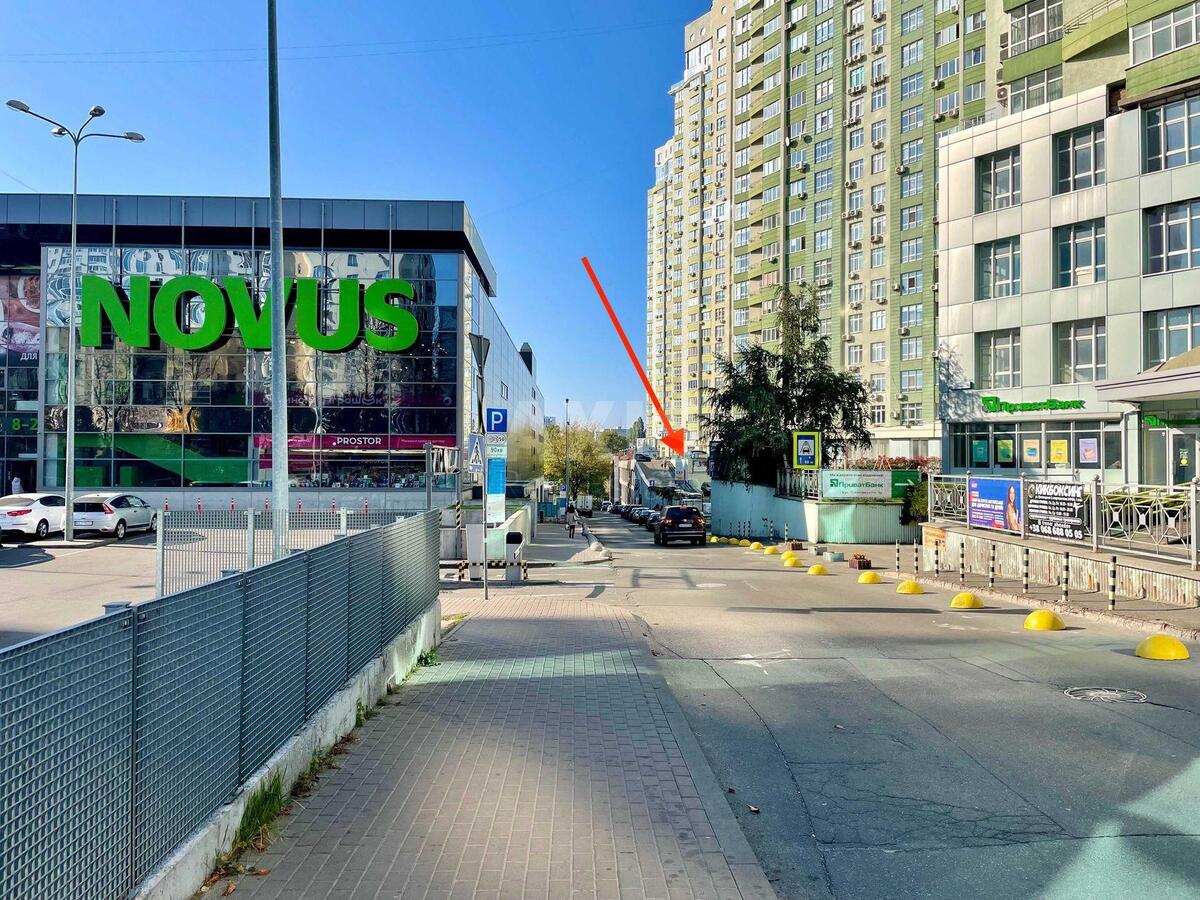 Trade object vul. Pyrogovs'kogo Oleksandra 4, 270m2