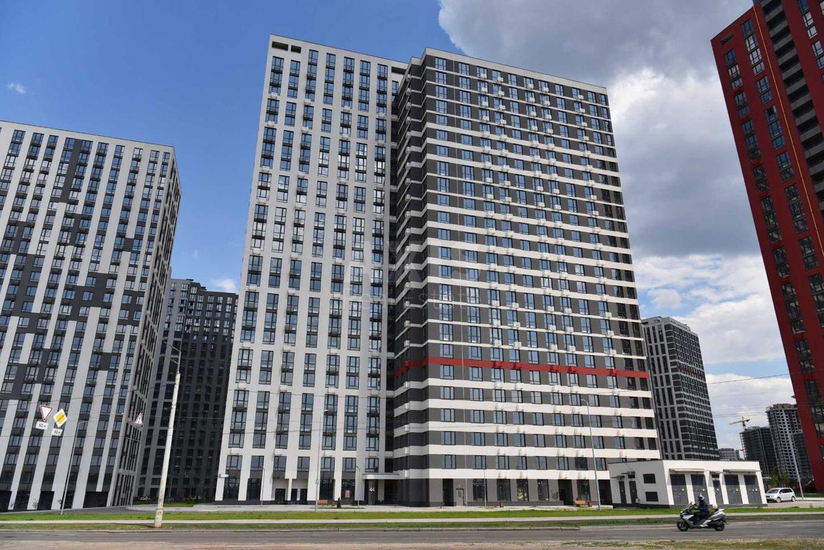 1к квартира ул. Данченко Сергея 32Б
