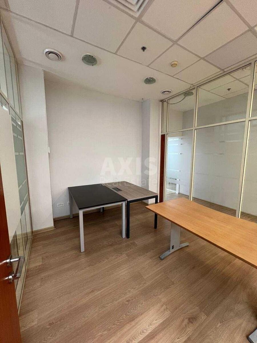 Office vul. Brats'ka 6, 172m23