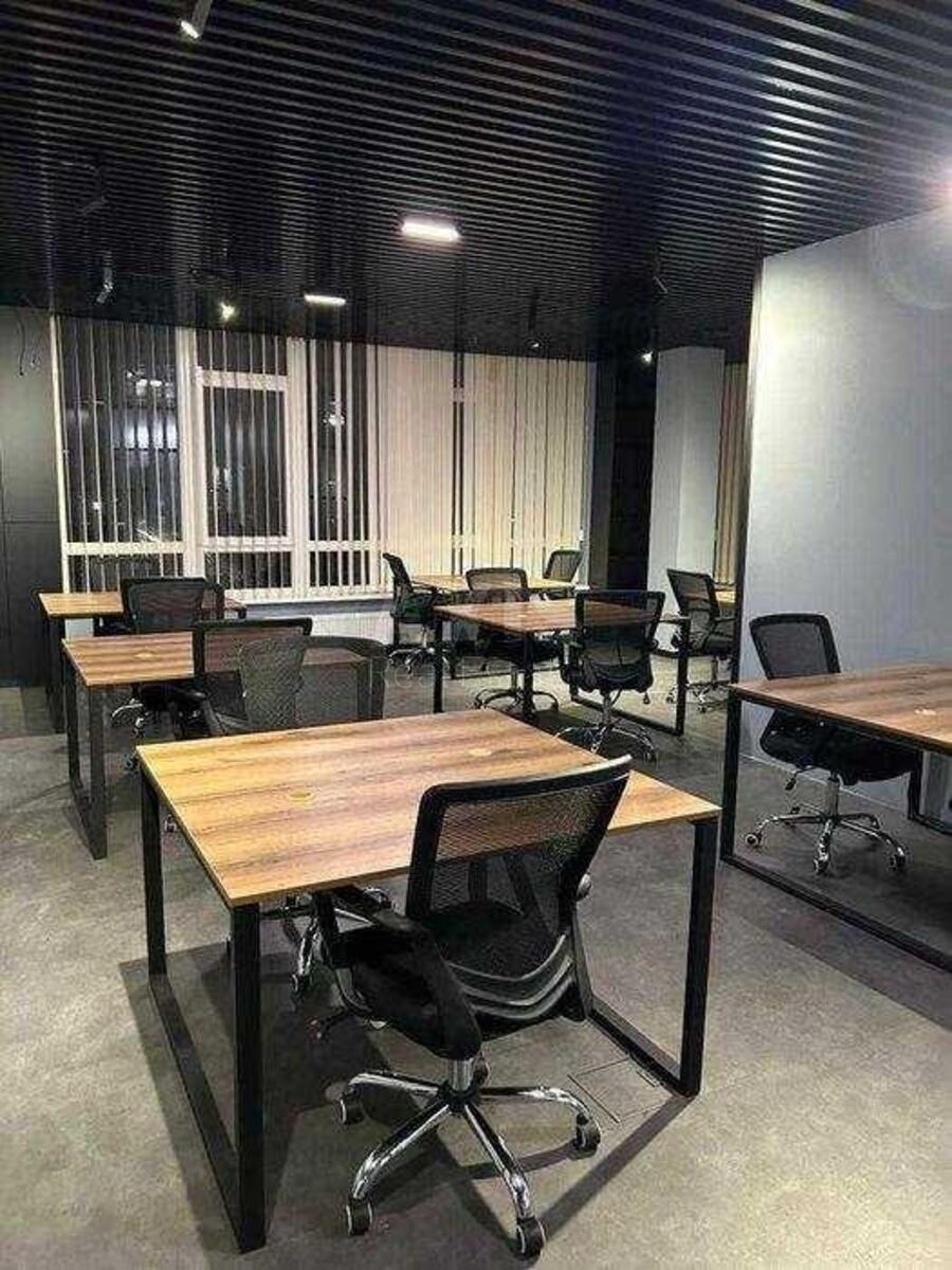 Офис ул. Жилянская 68, 100м23