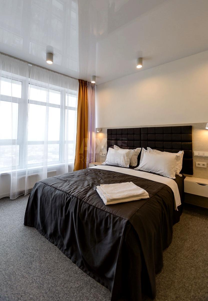 2k apartment uzv. Klovs'kyj 7615512