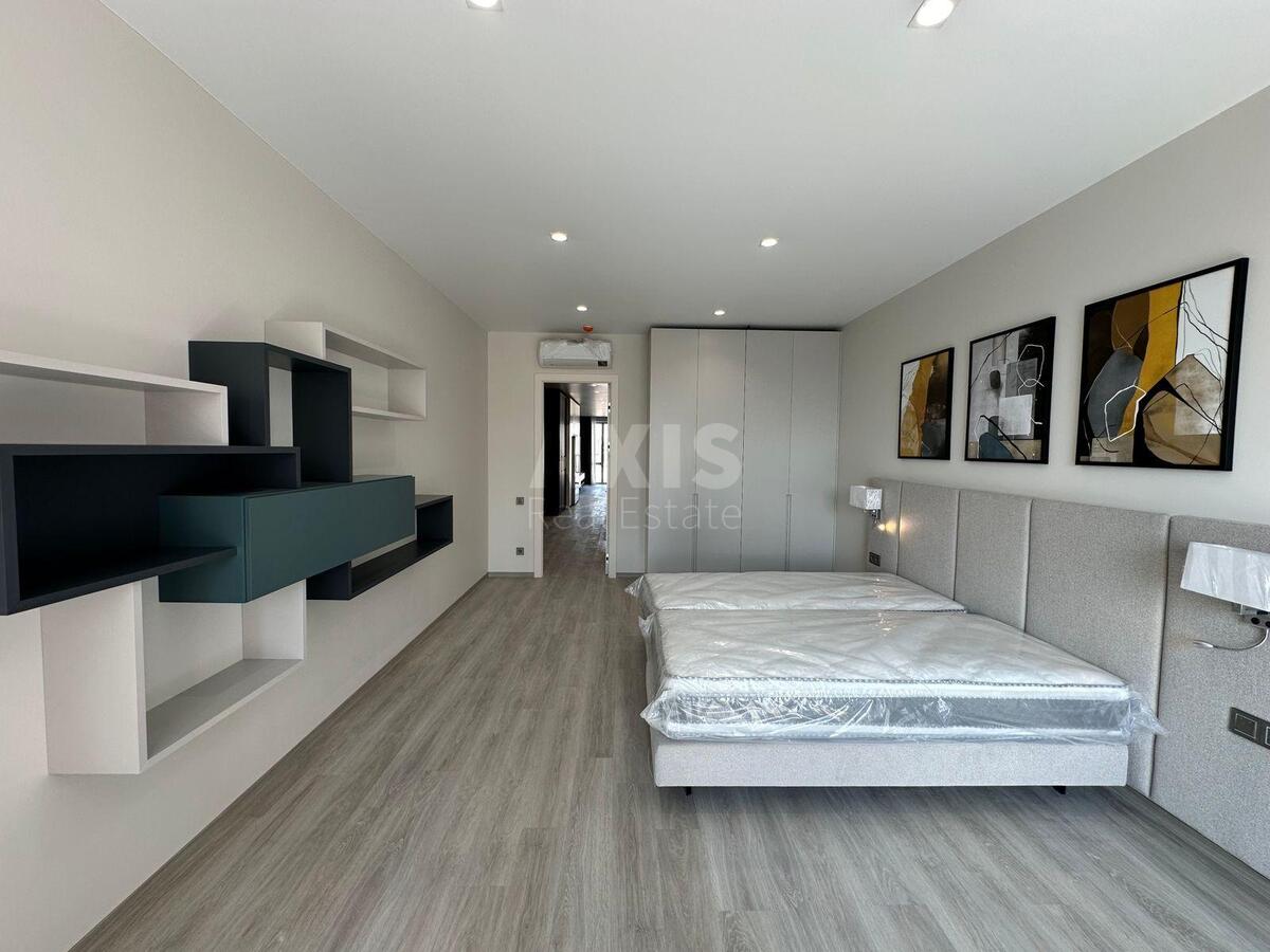 3k apartment vul. Antonovycha 1182