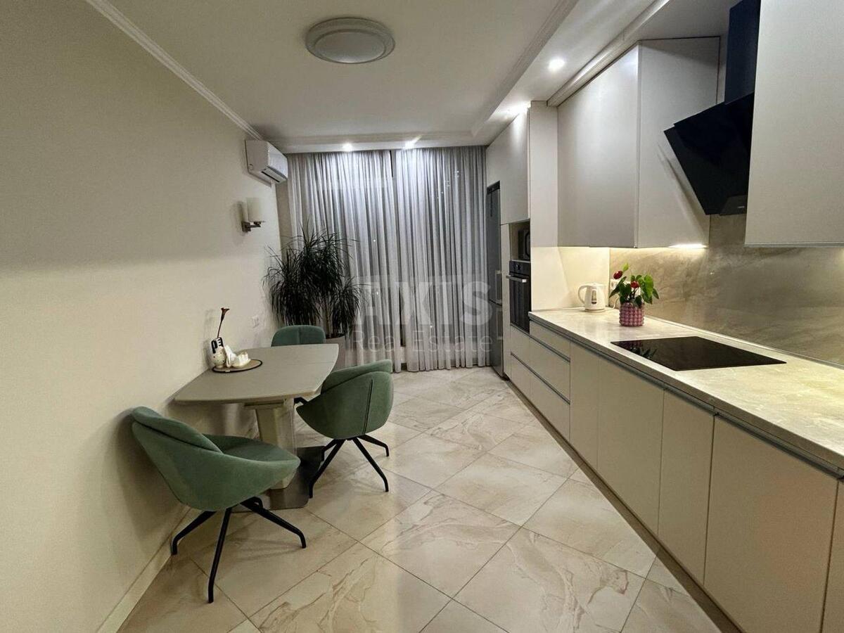 3k apartment vul. Kudri Ivana 3А61342