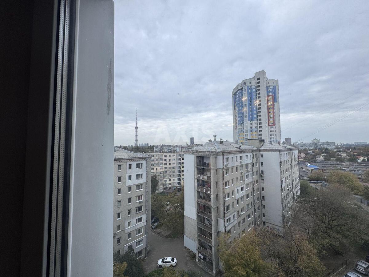 1k apartment vul. Bakyns'ka 37Г6067610