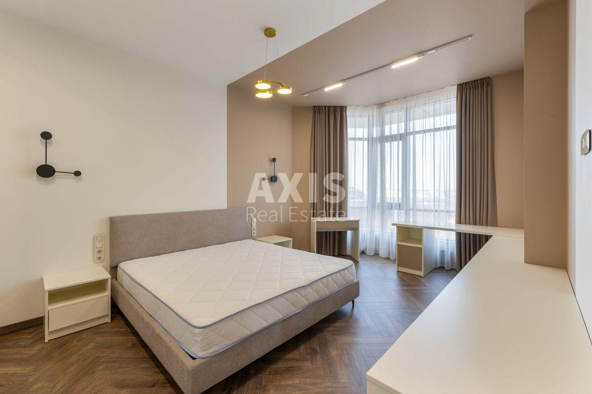4k apartment vul. Strutyns'kogo Sergija 25812818