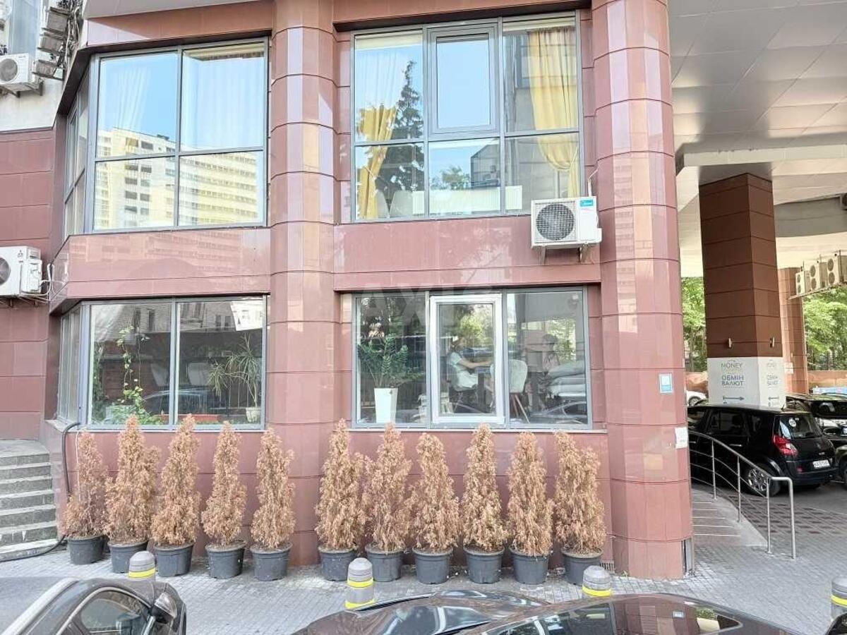 Об'єкт торгівлі узв. Кловський 7А, 118м2608083