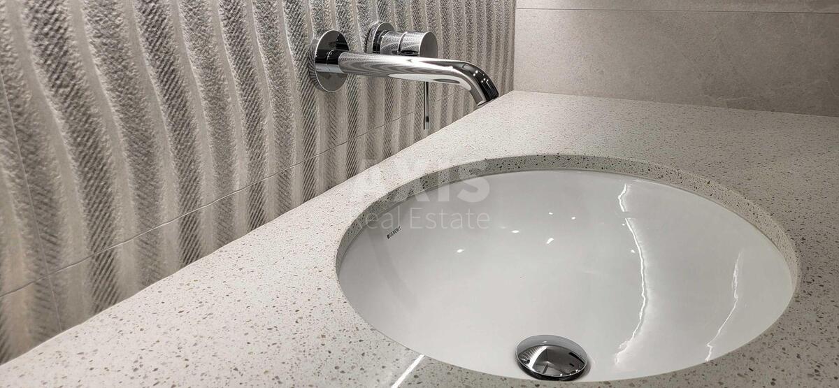 1k apartment vul. L'vivs'ka 155648811