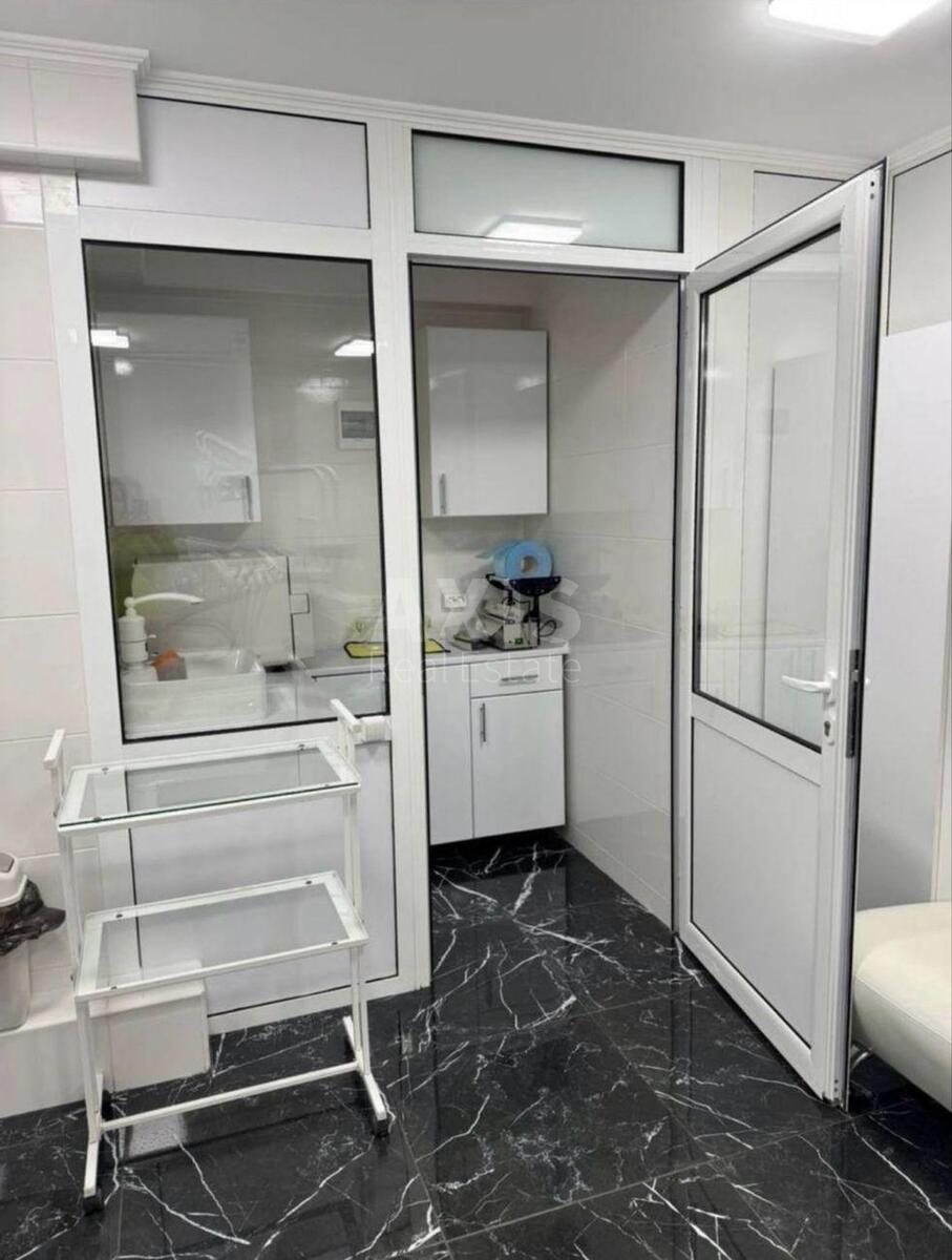 Объект торговли бул. Чоколовский 31, 35м2608596