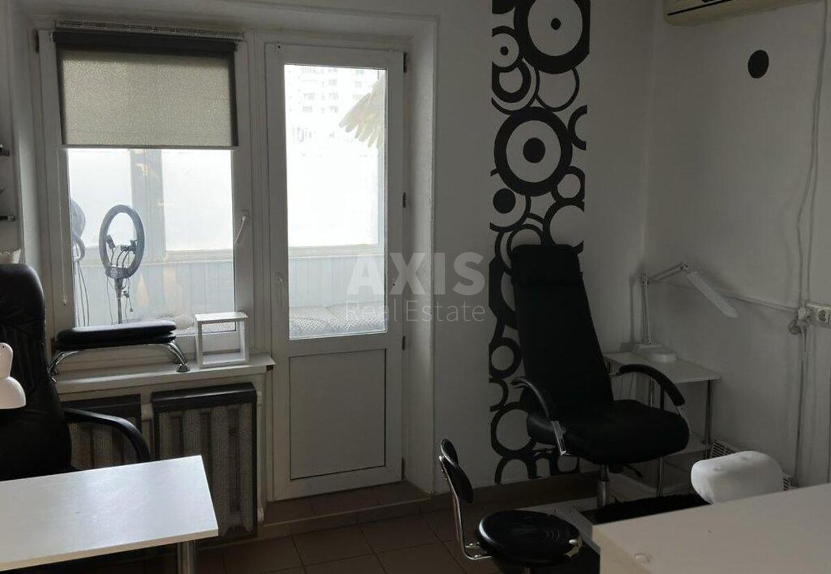 Trade object vul. Raduns'ka 9, 45m2518503