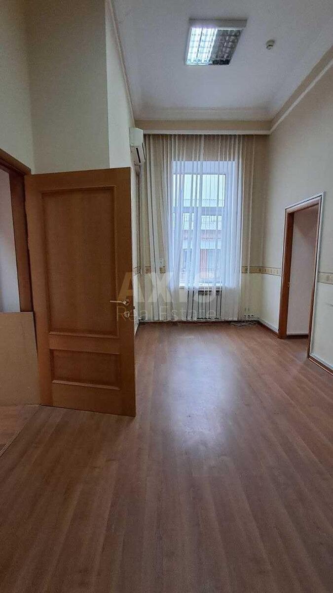 Office vul. Hreshhatyk 44Б, 70m2609054