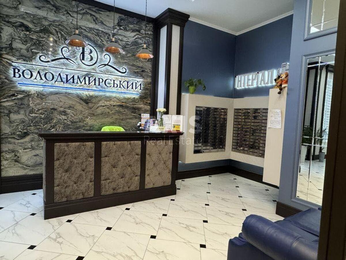 1k apartment vul. Antonovycha 1098