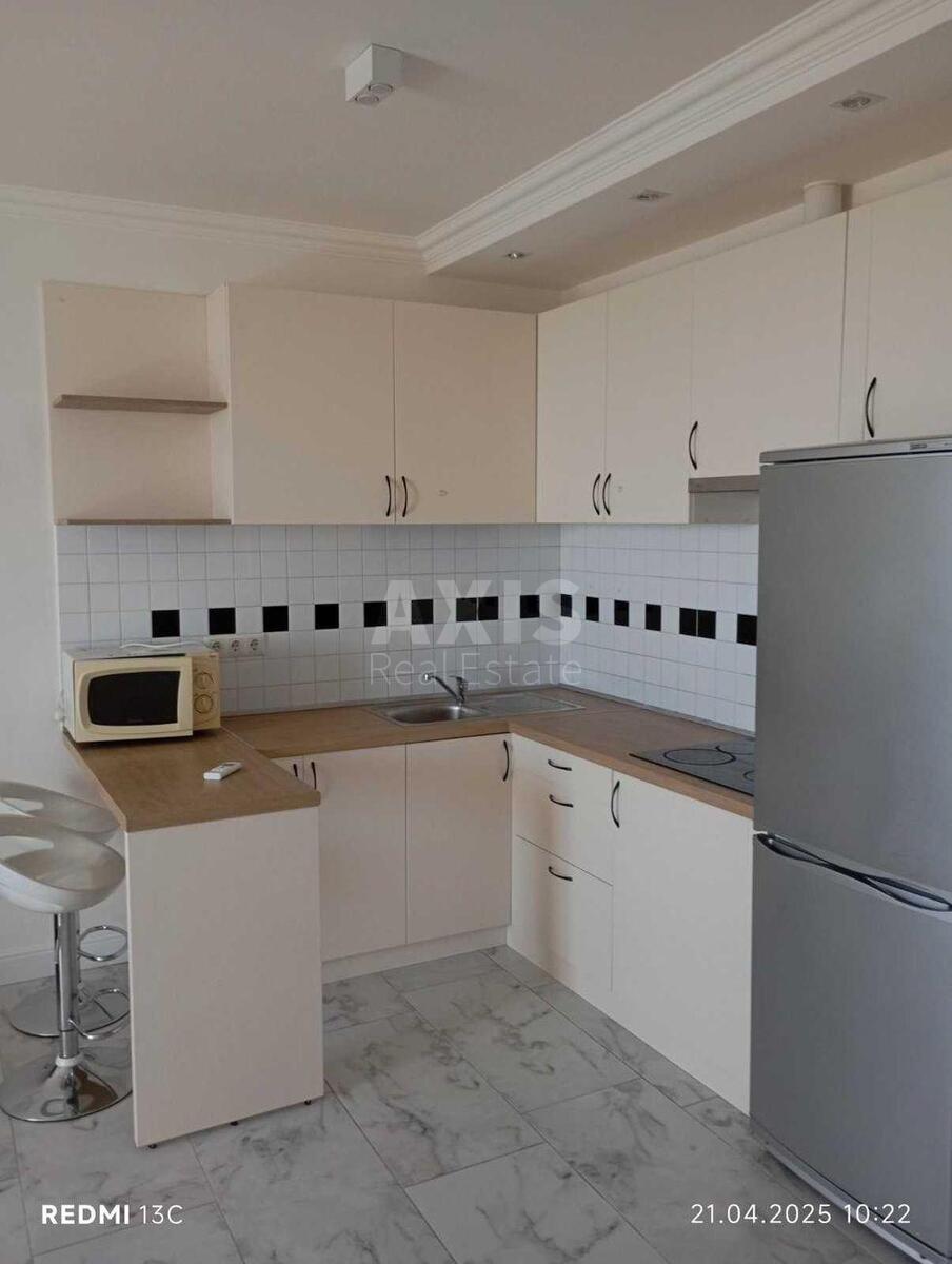 1k apartment vul. Mashynobudivna 8
