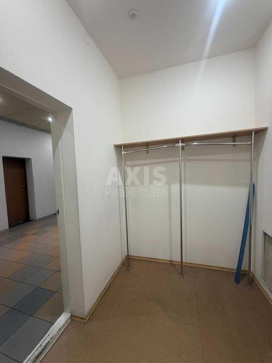 Office vul. Sverstjuka Jevgena 2Б, 362m26241516