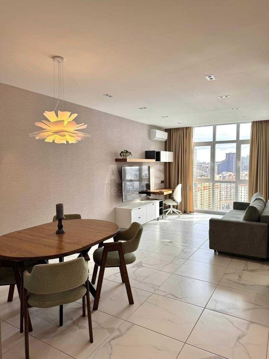 2k apartment vul. Rybalka Marshala 5Б1